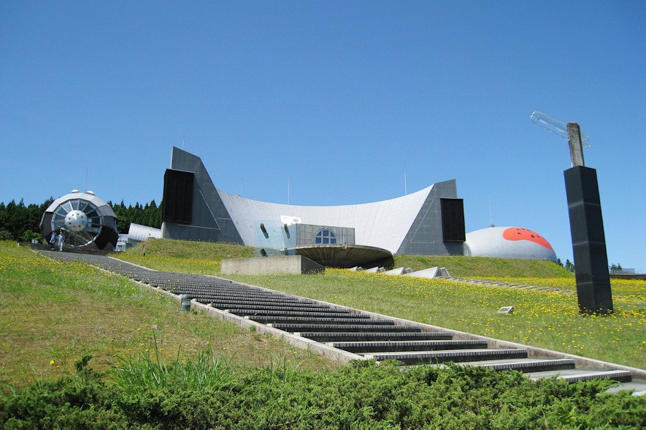 🖼️ 노토지마 유리 미술관(노토지마 가라스 비주쓰칸) 이미지 1